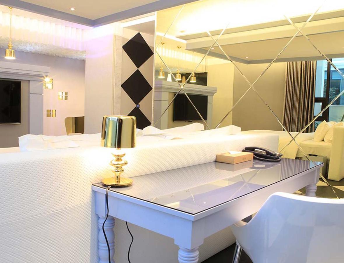 All-Ur Boutique Motel-Hsin Chu Branch 新竹市 エクステリア 写真
