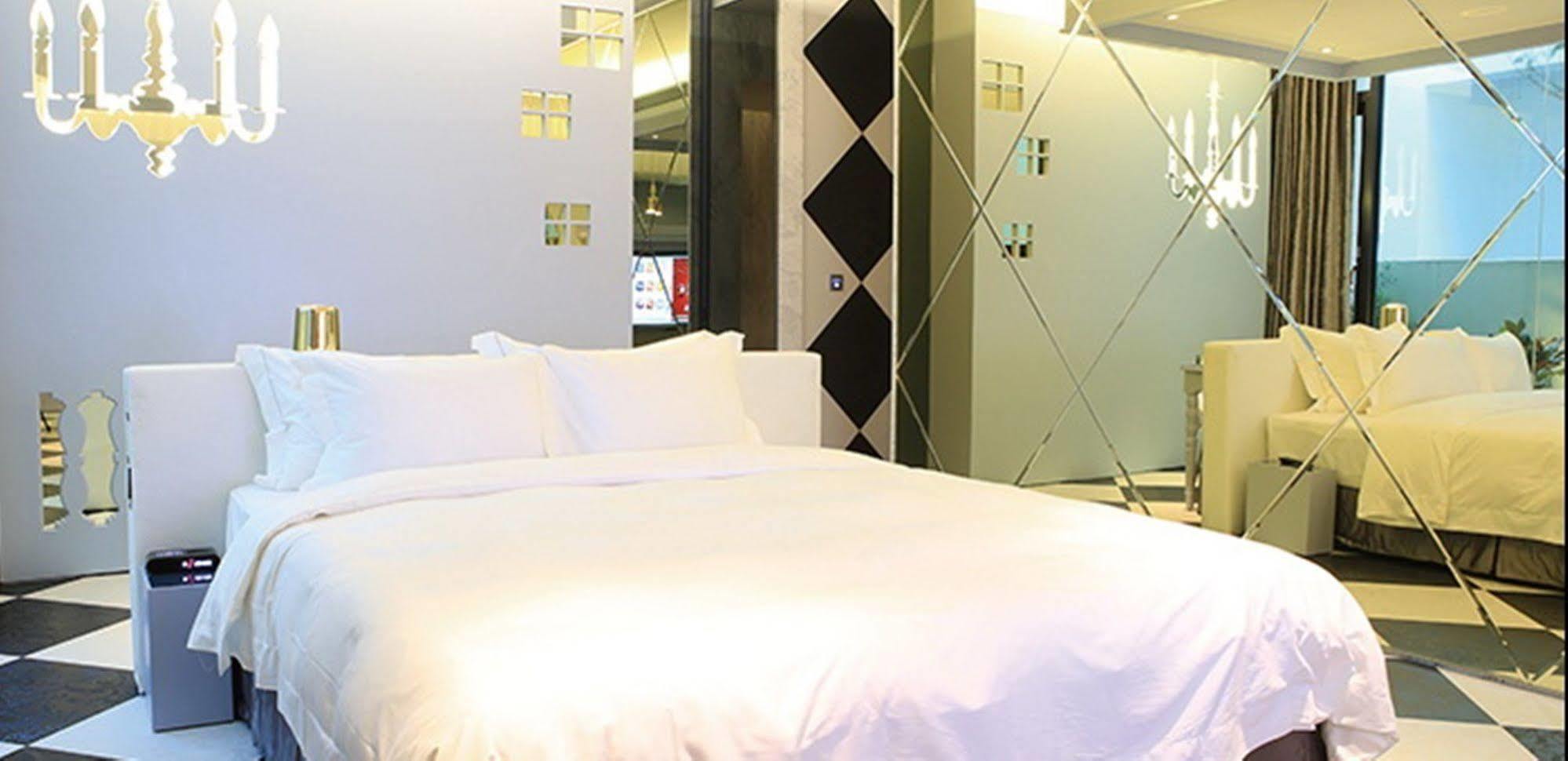 All-Ur Boutique Motel-Hsin Chu Branch 新竹市 エクステリア 写真
