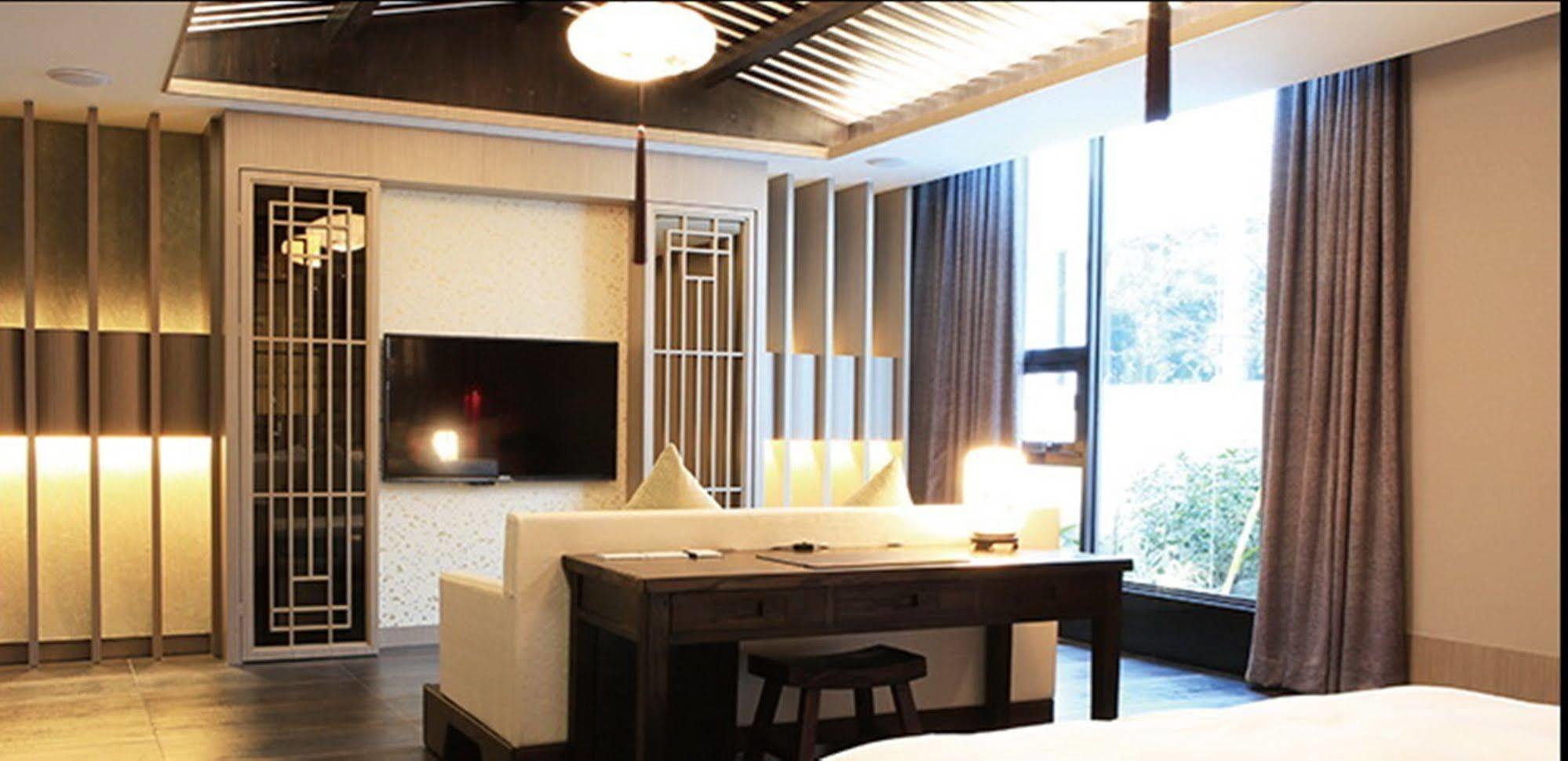 All-Ur Boutique Motel-Hsin Chu Branch 新竹市 エクステリア 写真